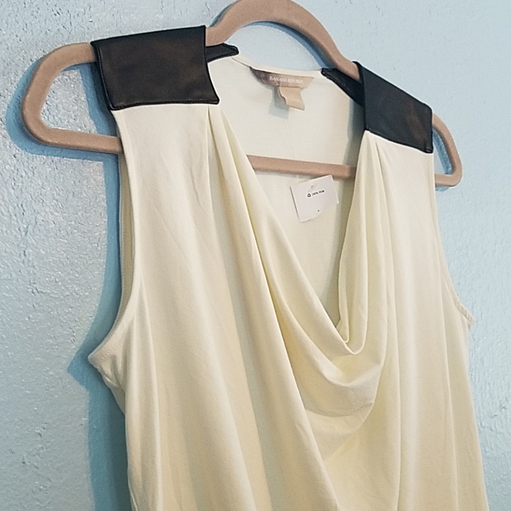 Banana Republic Top - Picture 2 of 6